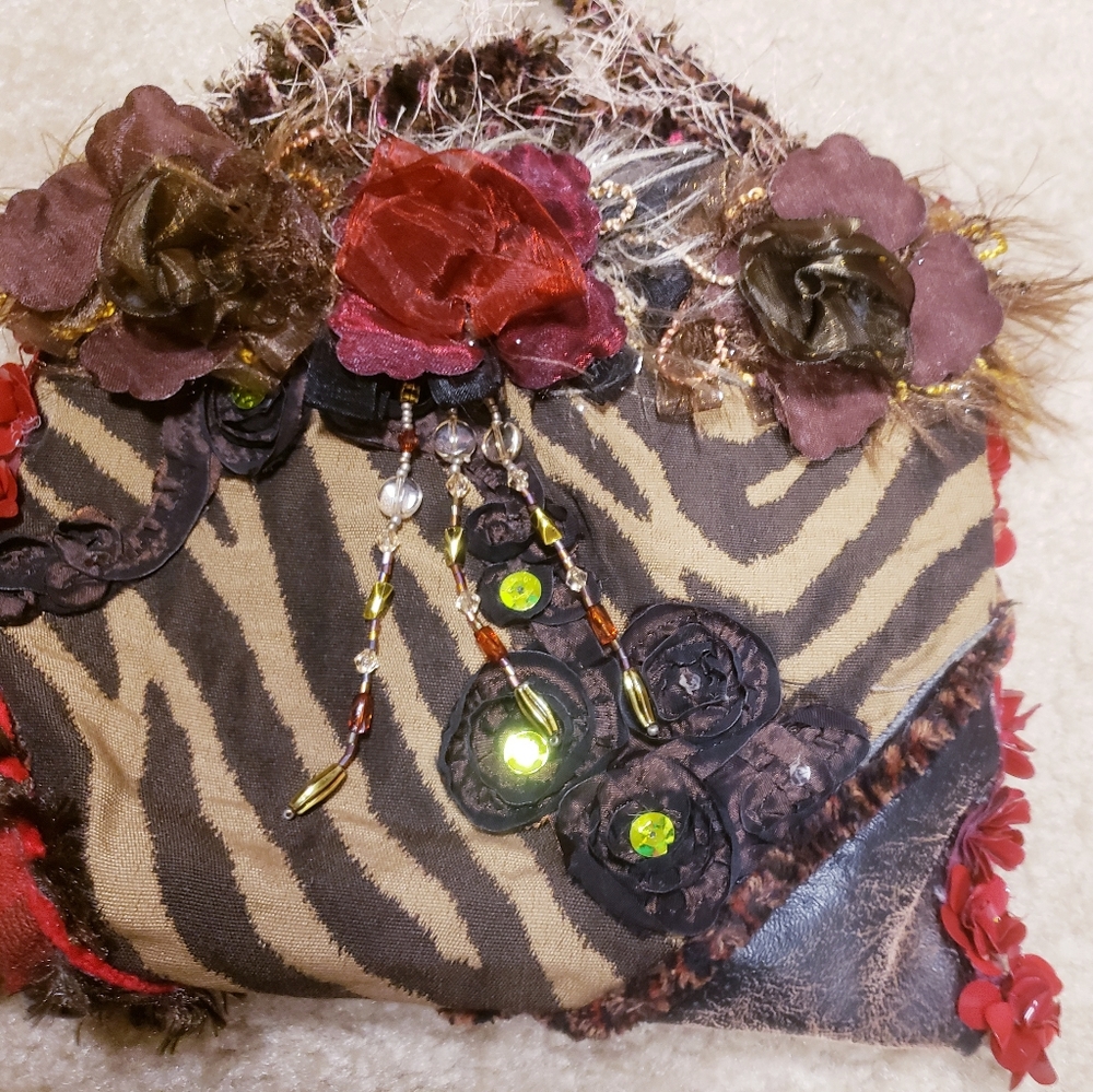 One-of-a-Kind OOAK Vintage Handmade Mini Bag - 3D Floral & Earthy - Picture 10 of 14